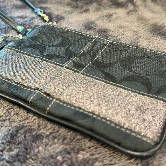 Authentic Coach black and silver glitter wristlet … previously gently used - Picture 2 of 9